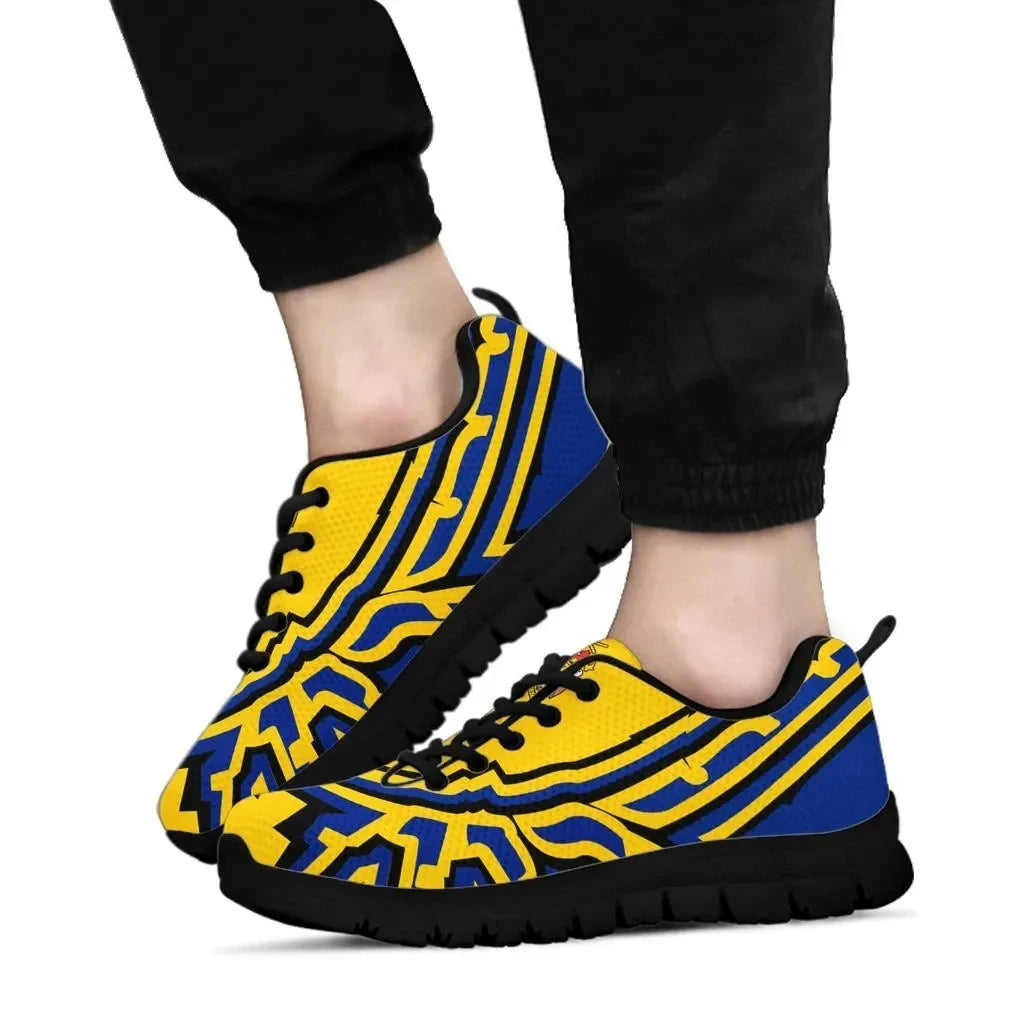 Bardados Vintage Coat of Arms Sneakers