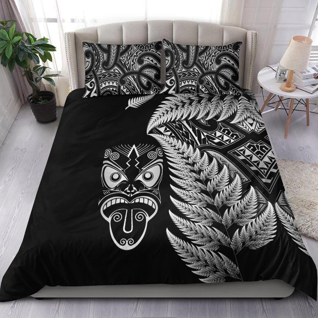 New Zealand Haka Rugby Maori Bedding Set Silver Fern Vibes Black
