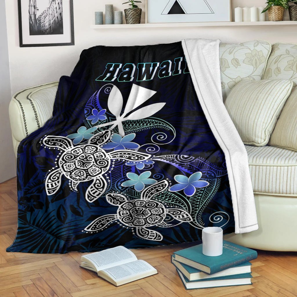 Hawaii Polynesian Premium Blanket Blue Turtle Couple
