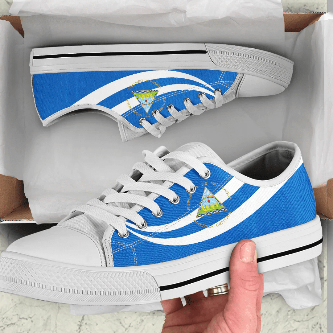 Shoes Nicaragua Coat Of Arms And Flag Low Top Shoes