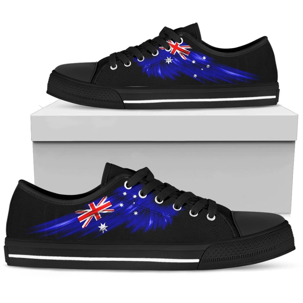 Australia Wing Low Top Shoes Women/Men