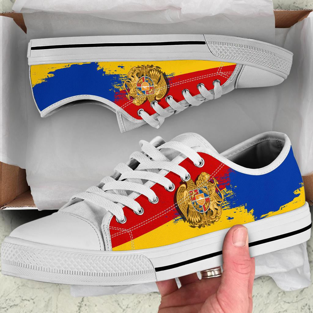 Armenia Special Low Top Shoes