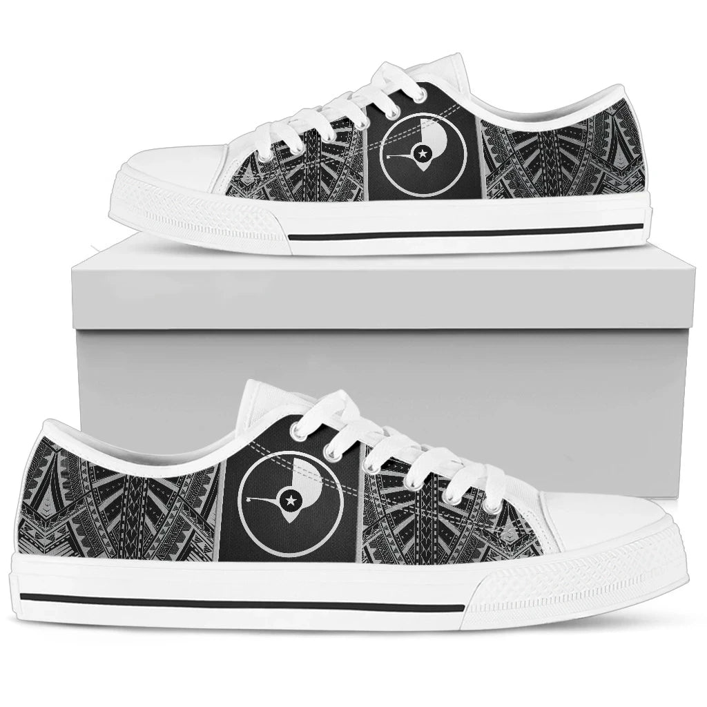Yap Flag Low Top Shoes
