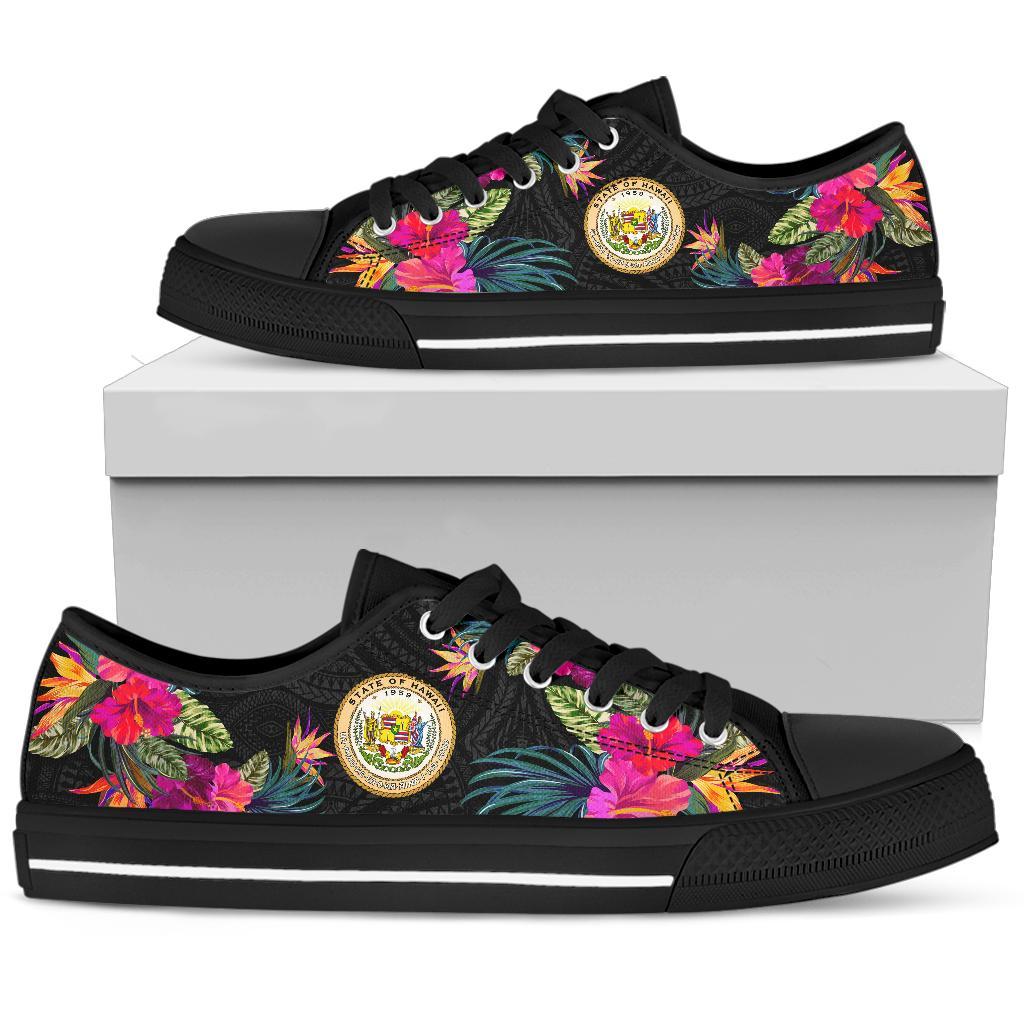 Hawaii Low Top Shoe - Hibiscus Polynesian Pattern