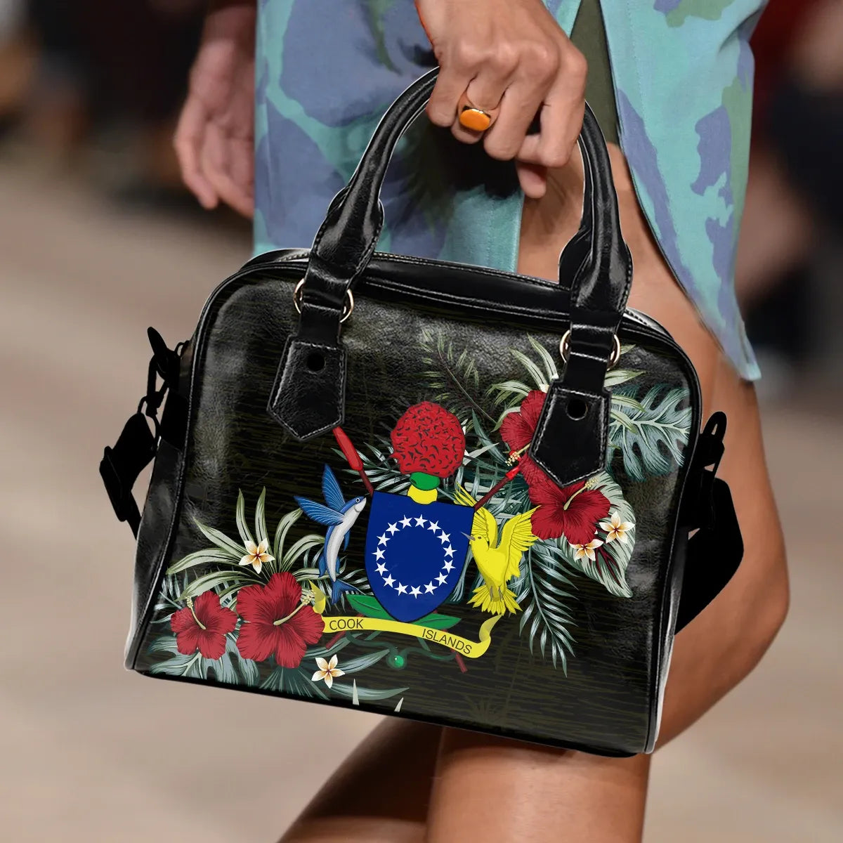 Cook Islands Hibiscus Shoulder Handbag