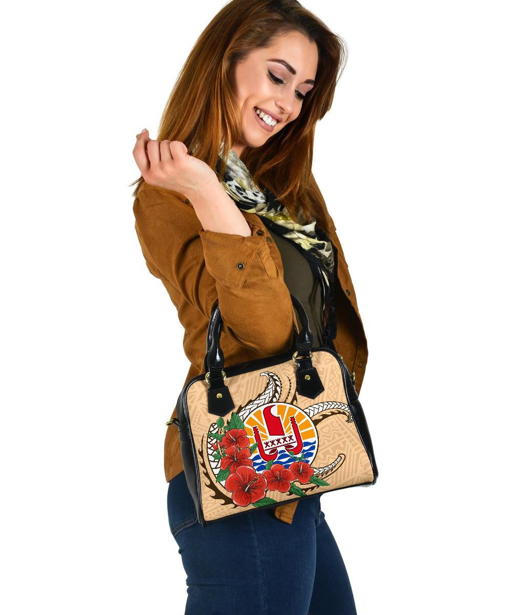 Tahiti Polynesian Shoulder Handbag Hibiscus Coat Of Arm Beige
