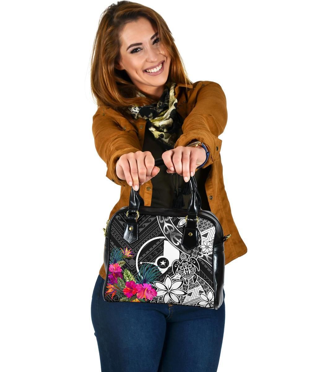 Yap Shoulder Handbag Turtle Plumeria Banana Leaf