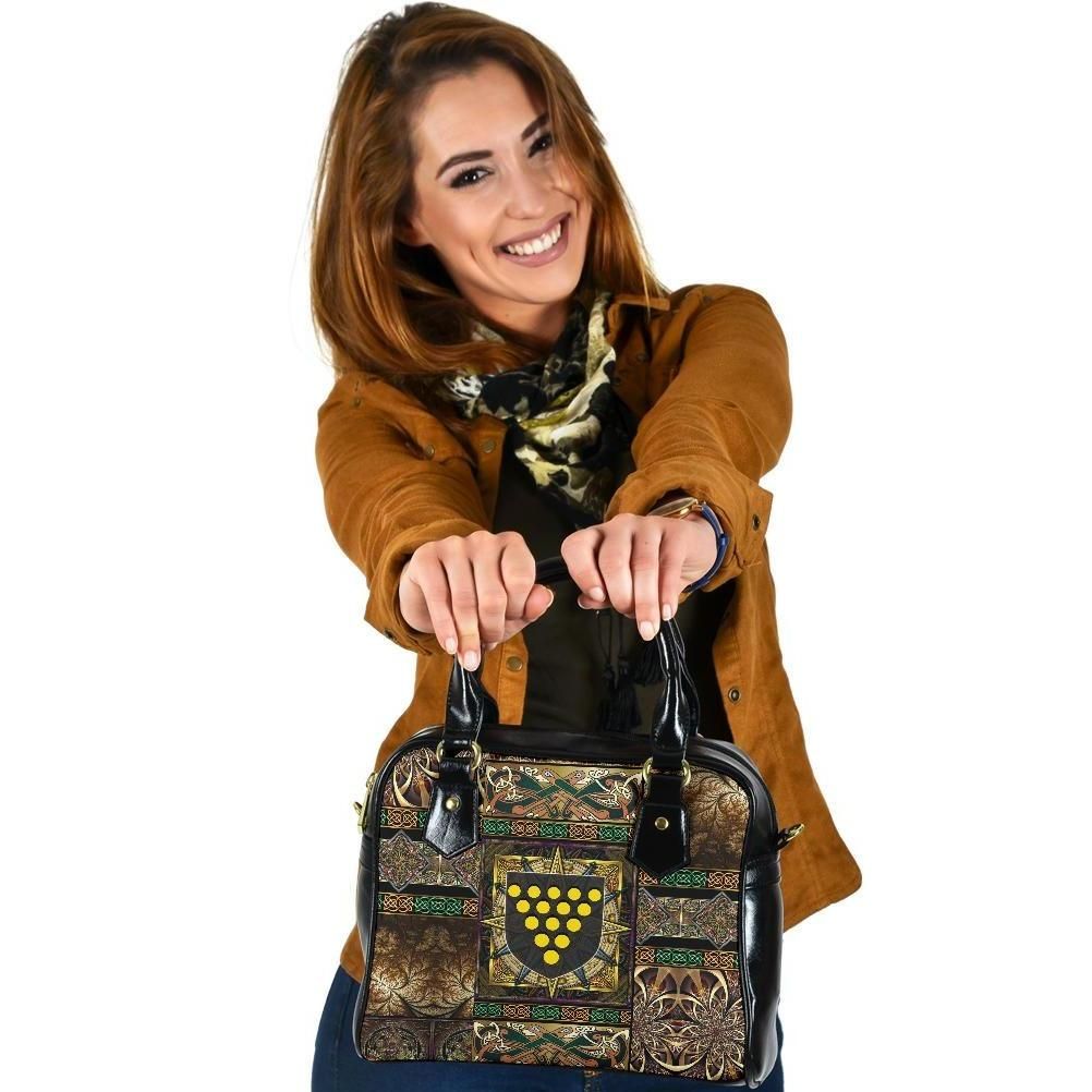 Cornwall Shoulder Handbag Cornwall Coat Of Arms With Celtic Compass