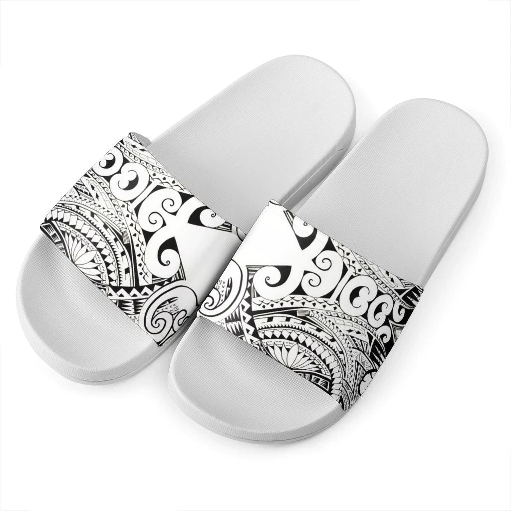 Polynesian Slide Sandals 37