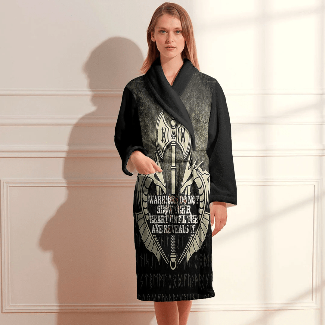 Bathrobe Warrior Do Not Show Their Heart Until The Axe Reveals It. Bath Robe