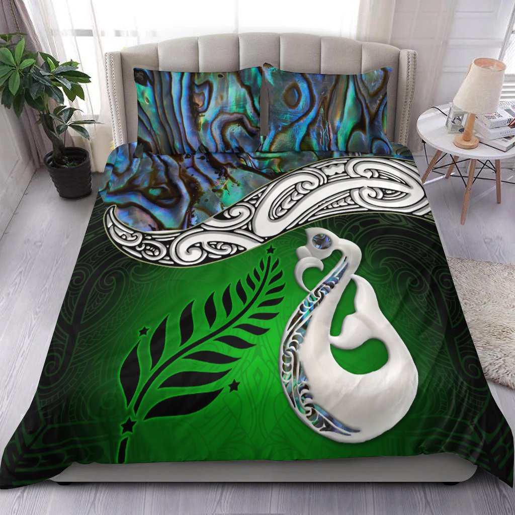 New Zealand Maori Bedding Set Silver Fern Manaia Paua Shell Glitter Green