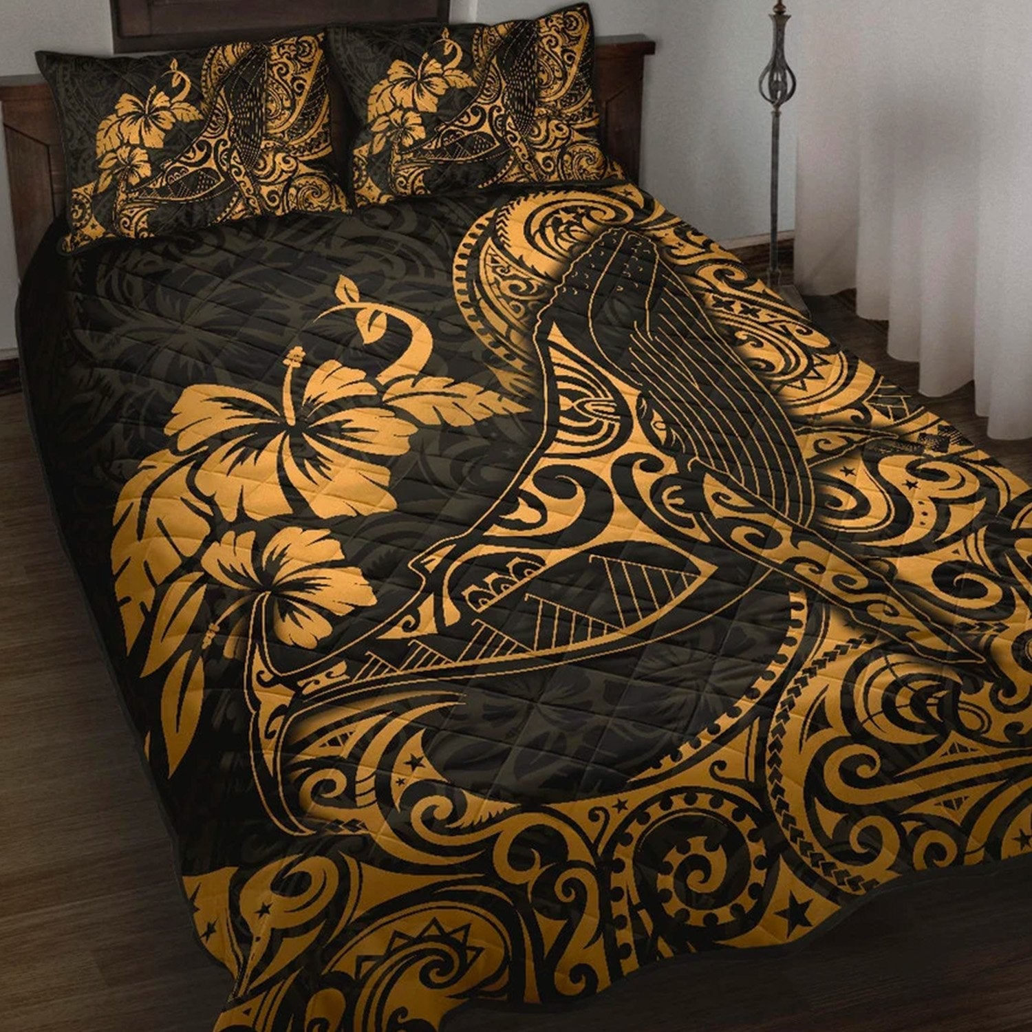 Polynesian Hawaii Quilt Bed Set Polynesian Golden Humpback Whale