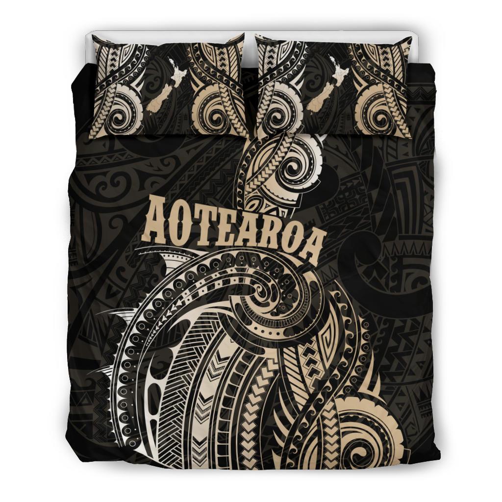 Maori Tattoo With Map New Zealand Bedding Set