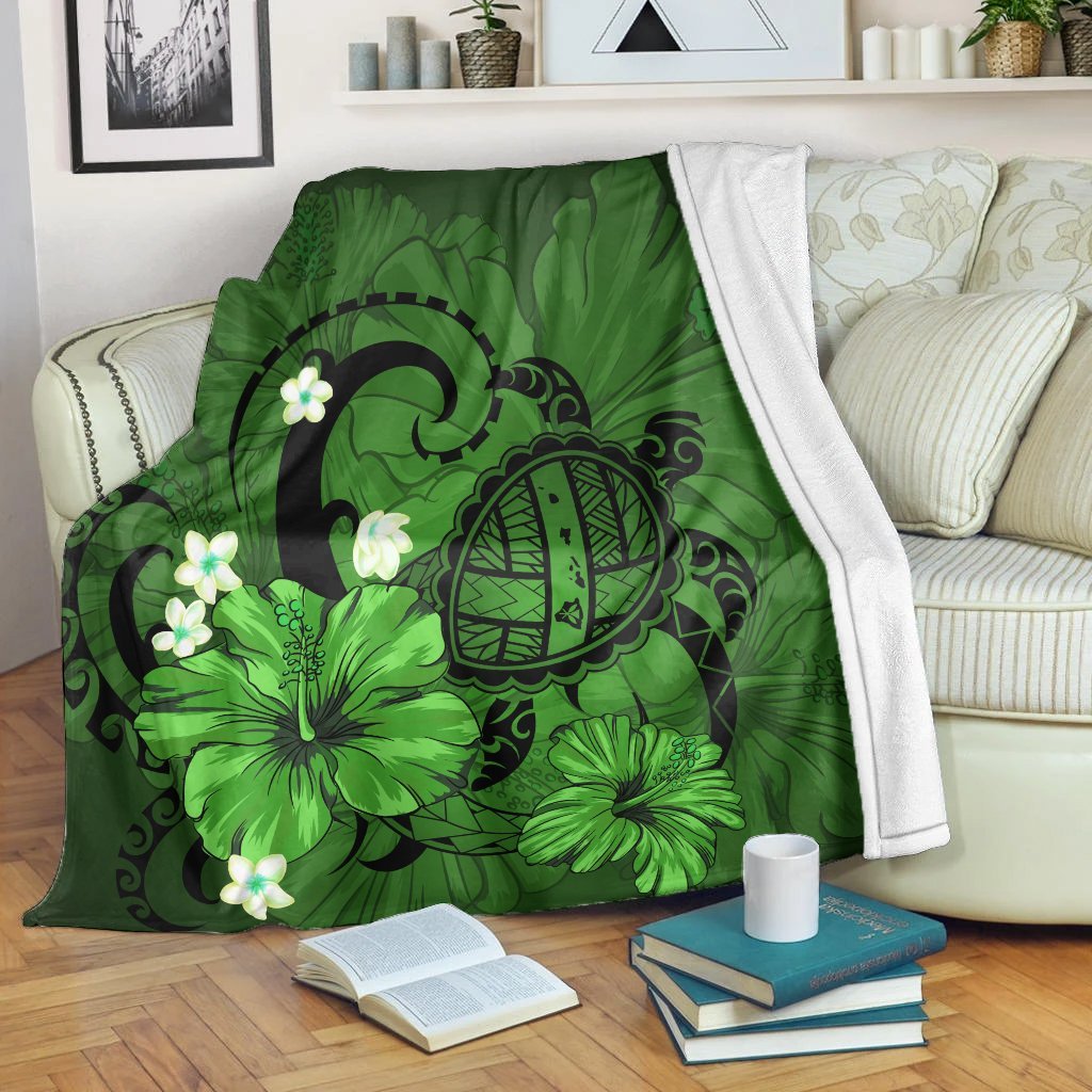 Hawaiian Map Big Turtle Hibiscus Plumeria Tribal Polynesian Premium Blankets Green AH