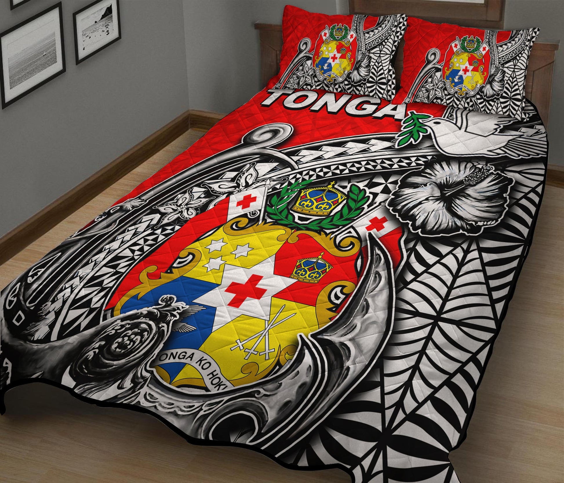 Tonga Hook Tattoo Quilt Bed Set White