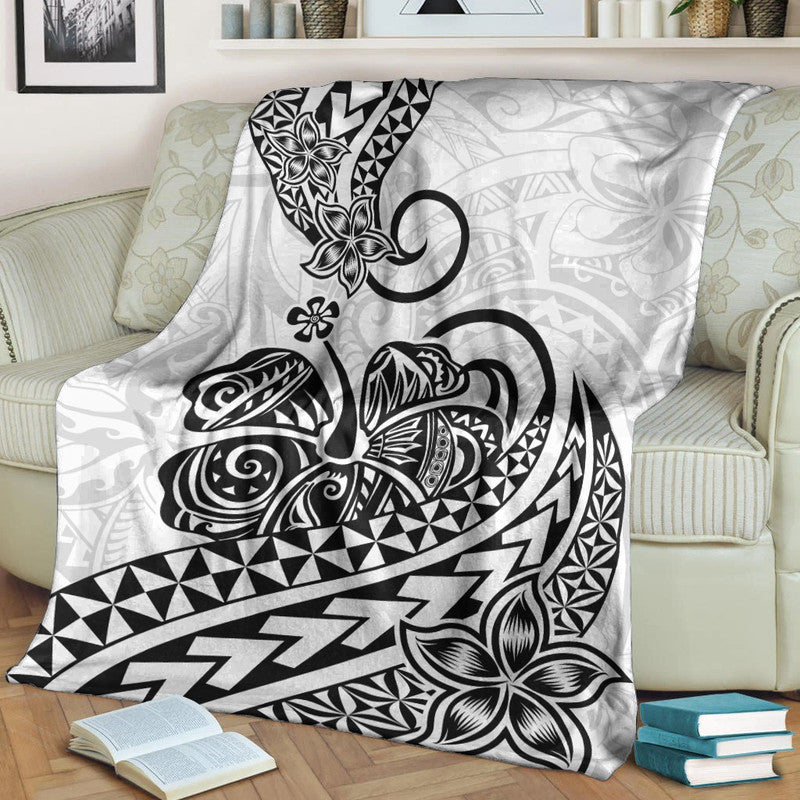 Polynesian Tribal Tattoo Retro Premium Blanket Black Screen Color