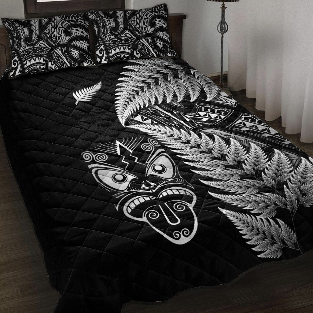 New Zealand Haka Rugby Maori Quilt Bed Set Silver Fern Vibes Black