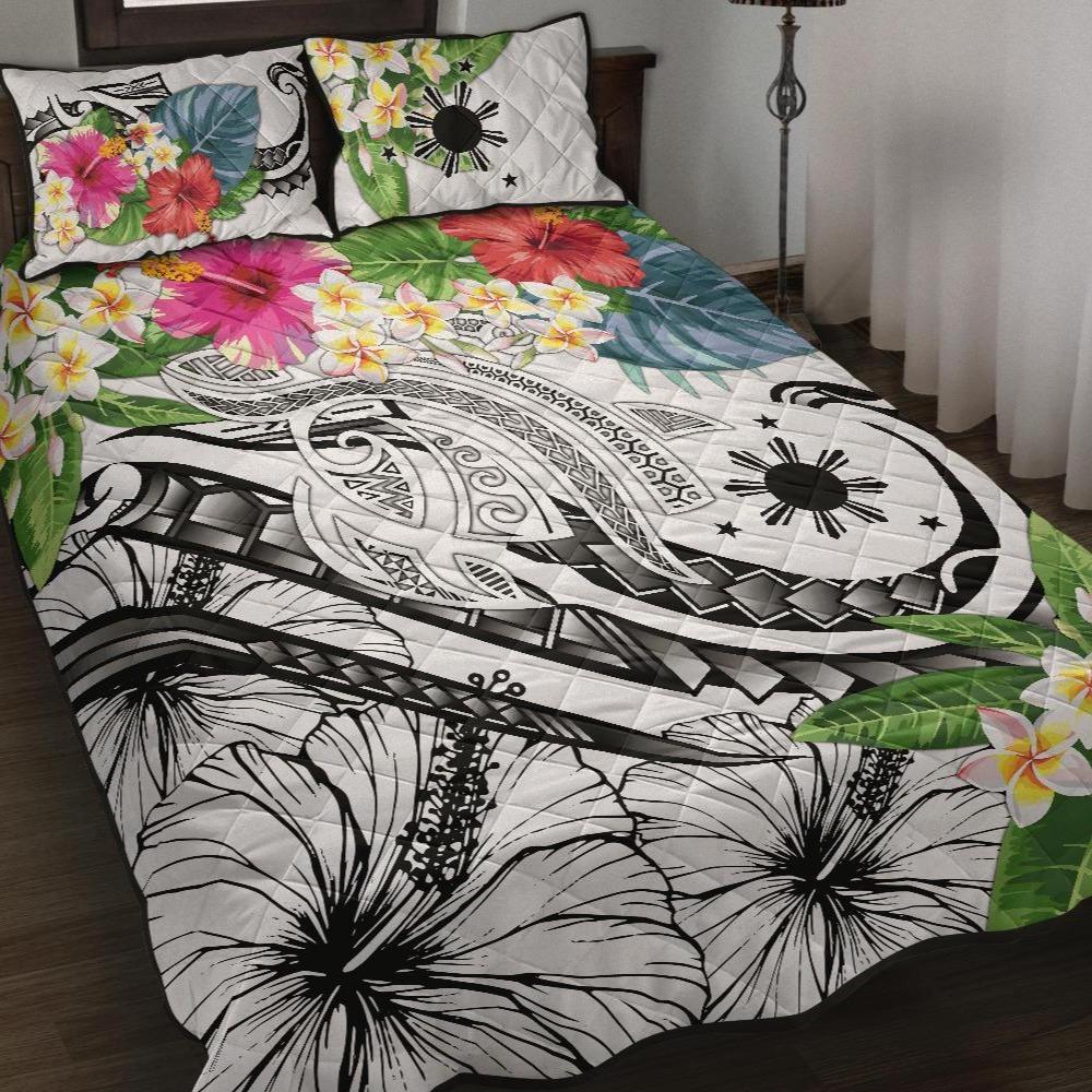 The Philippines Quilt Bed Set Summer Plumeria (White)