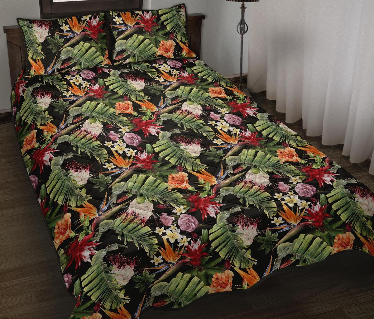 Hawaii Quilt Bed Set Tropical Flowers Watercolor. AH
