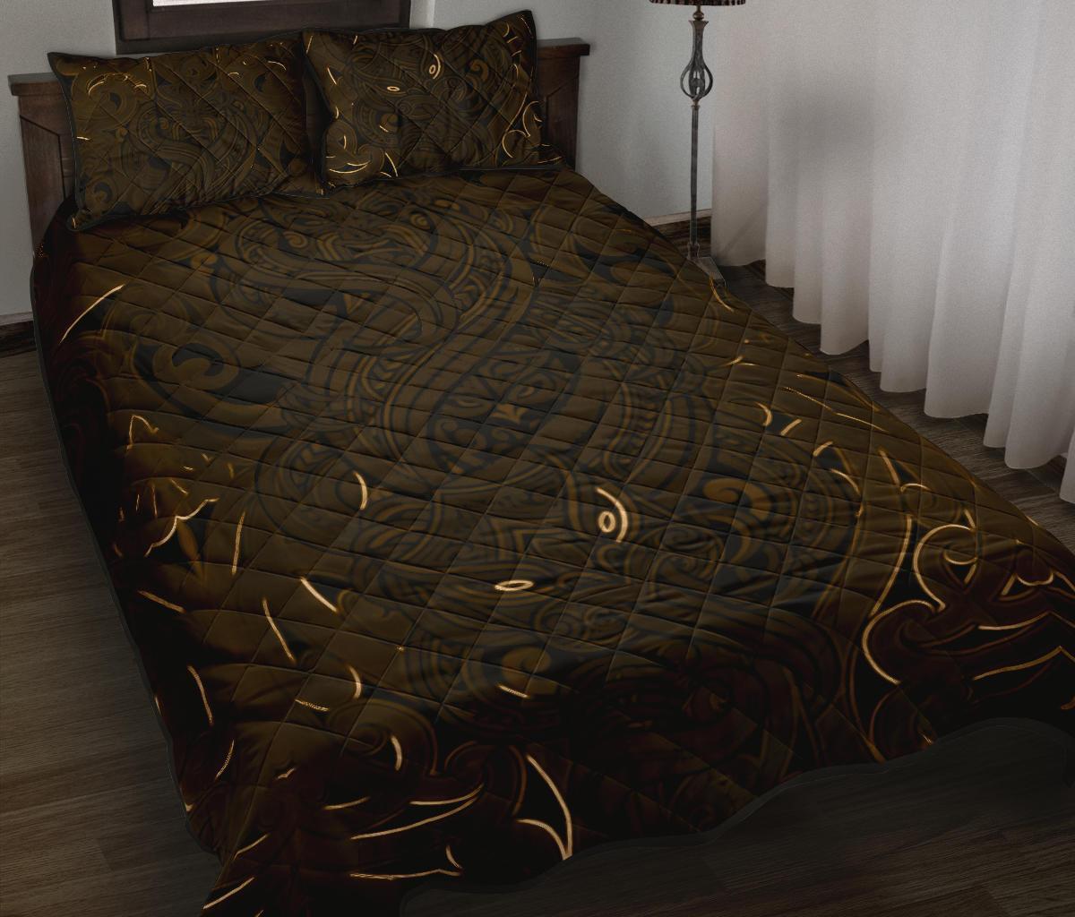 New Zealand Quilt Bed Set, Maori Gods Quilt And Pillow Cover Tumatauenga (God Of War) Gold