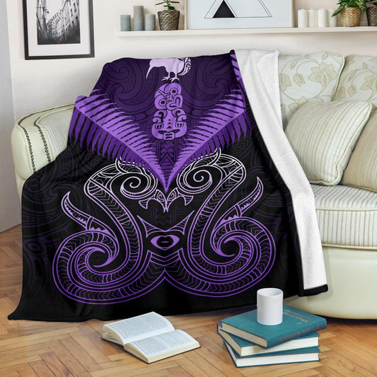 Maori Manaia New Zealand Premium Blanket Purple