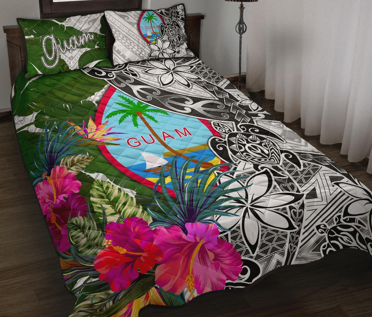 Guam Quilt Bed Set White Turtle Plumeria Banana Leaf