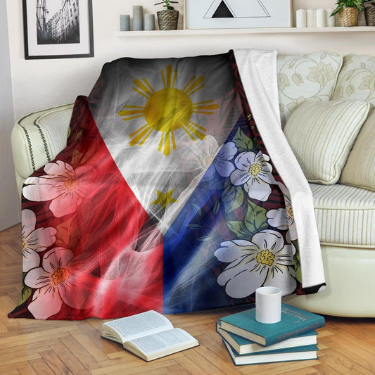 The Philippines Premium Blanket Filipino Flag with Islander Patterns