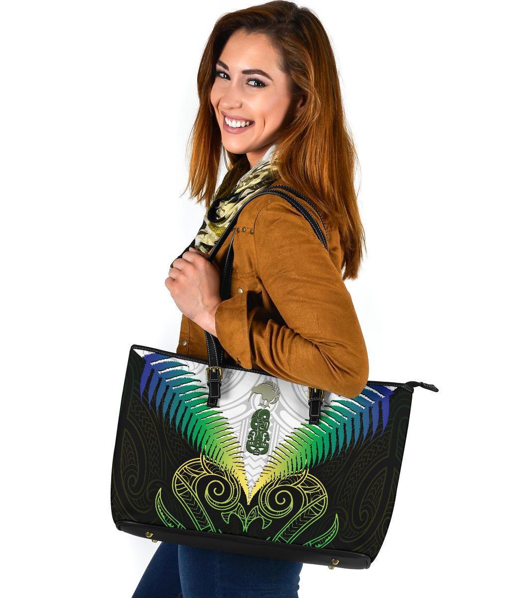 Maori Manaia New Zealand Large Leather Tote Rasta