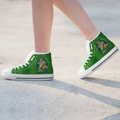 Ireland St. Patrick'S Day High Top Shoe Leprechaun With Celtic Claddagh Ring Cross