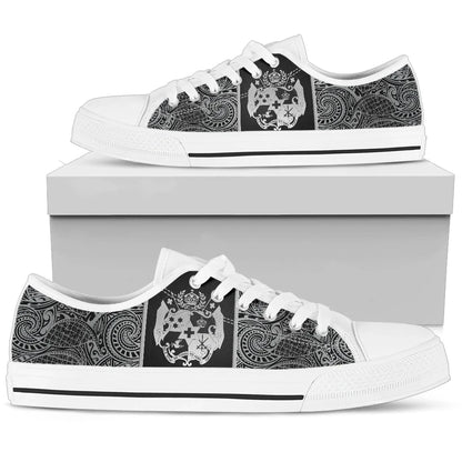 Tonga Coat Of Arms Low Top Shoes
