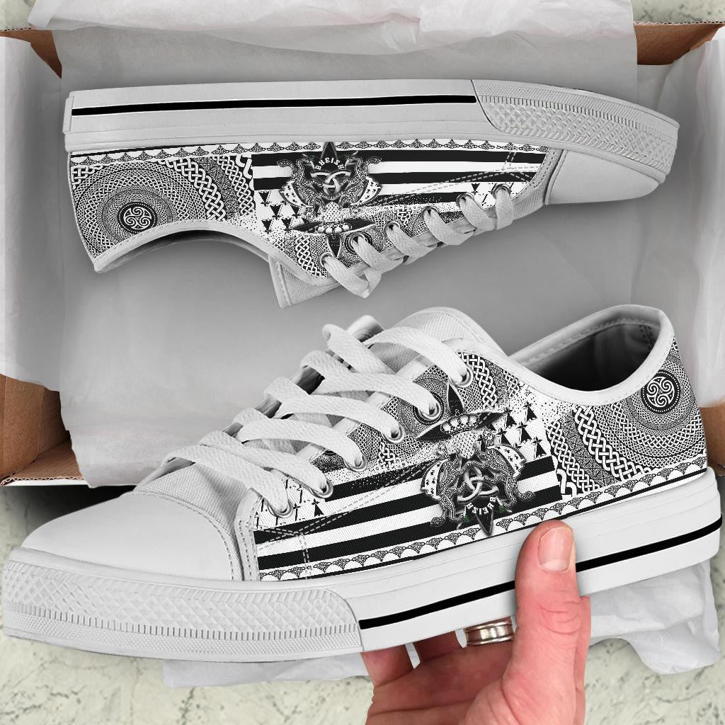 Celtic Brittany Low Top Shoes Brittany Flag With Stoat Ermine And Triskelion Symbols