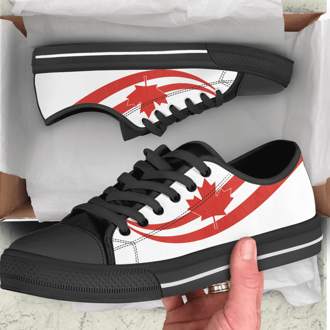 Shoes Canada Coat Of Arms And Flag Low Top Shoes