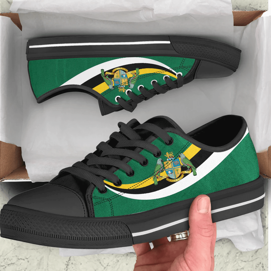Shoes Dominica Coat Of Arms And Flag Low Top Shoes