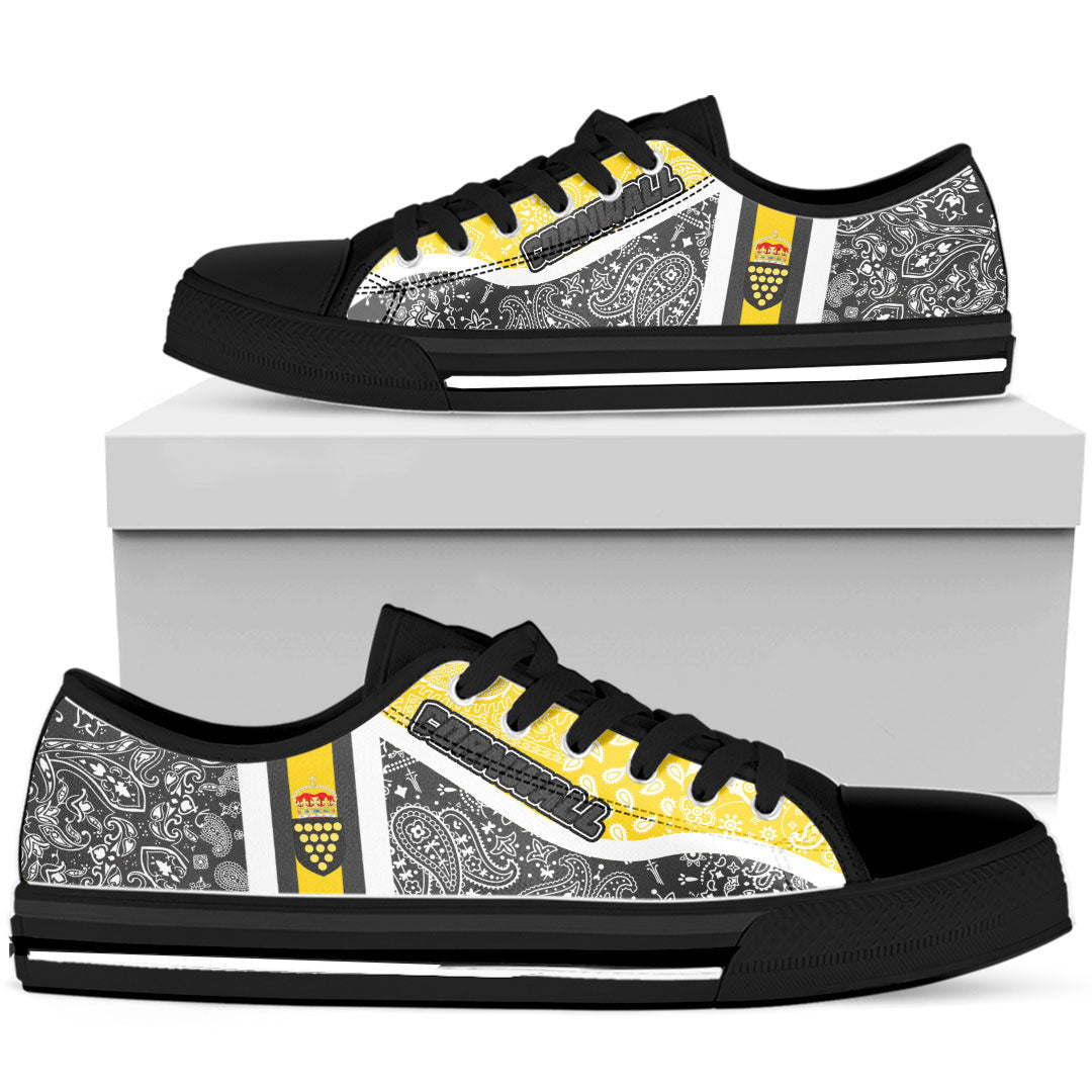 Shoes Cornwall Low Top Shoes Paisley Bandana Special Style