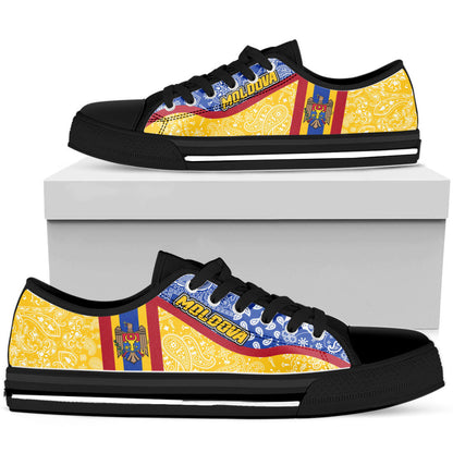 Shoes Moldova Low Top Shoes Paisley Bandana Special Style