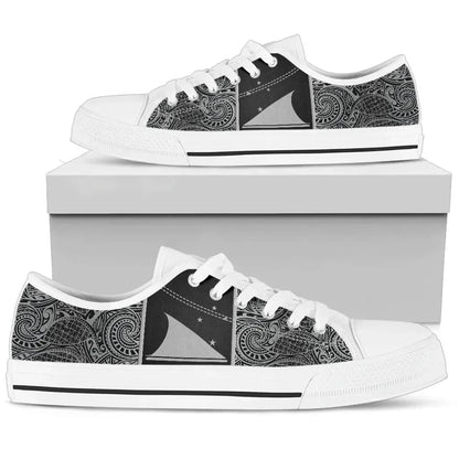 Tokelau Low Top Shoes