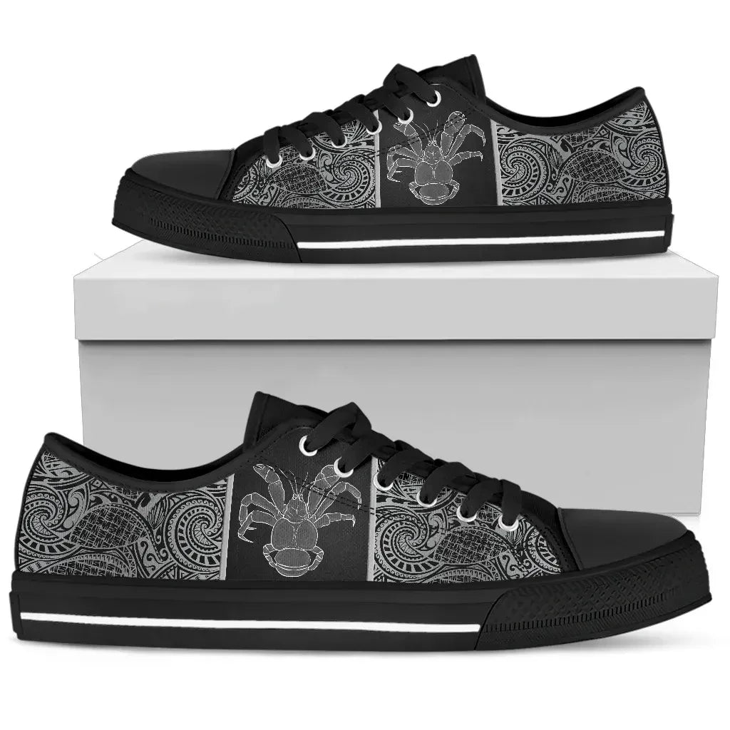 Niue Coconut Crab Low Top Shoes