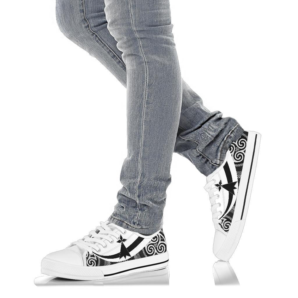 Celtic Low Top Shoes Brittany Flag With Celtic Patterns