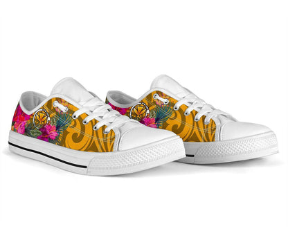 Hawaii Low Top Shoes Kanaka Maoli With Hibiscus On Polynesian Patterns Yellow