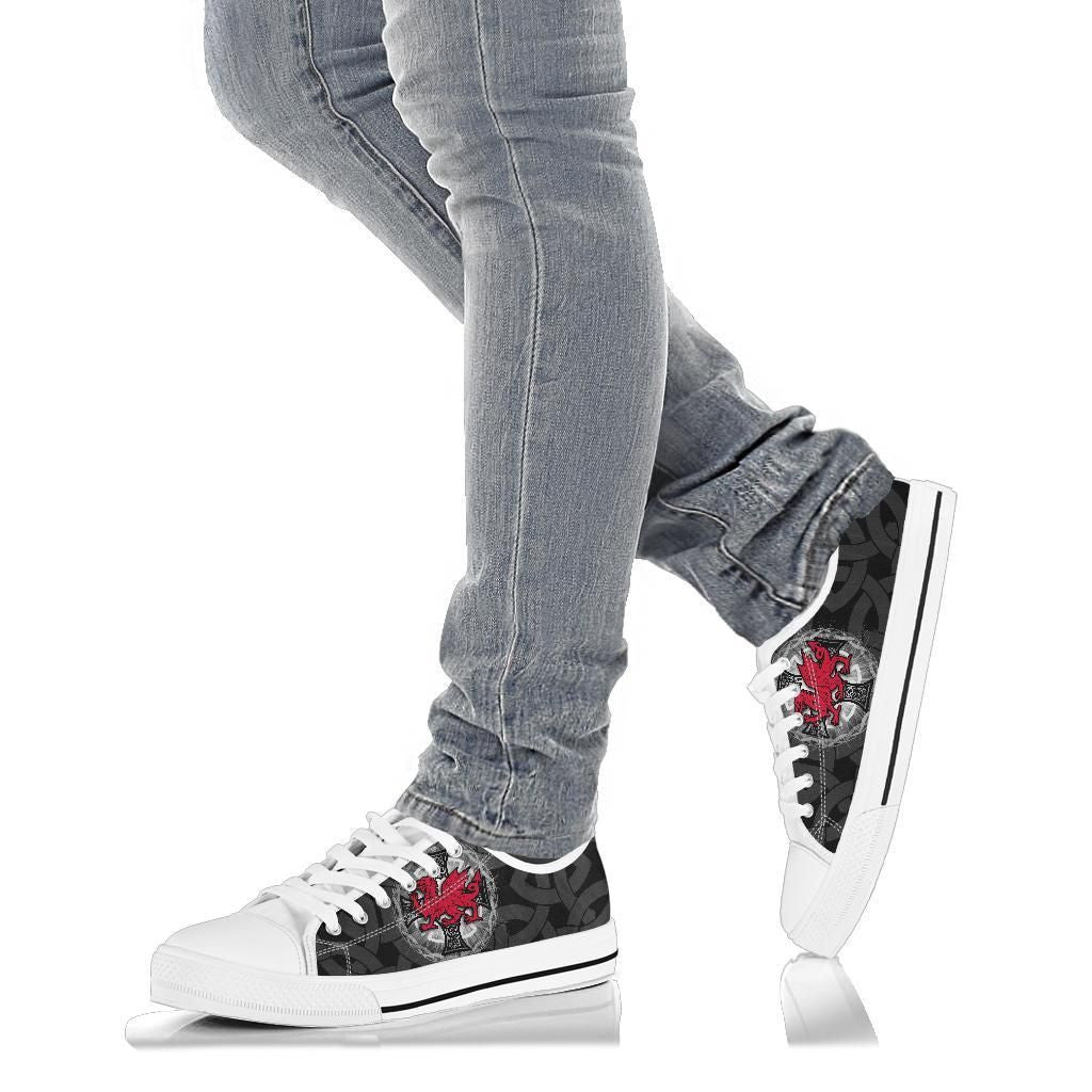 Wales Celtic Low Top Shoes Dragon With Celtic Cross Black