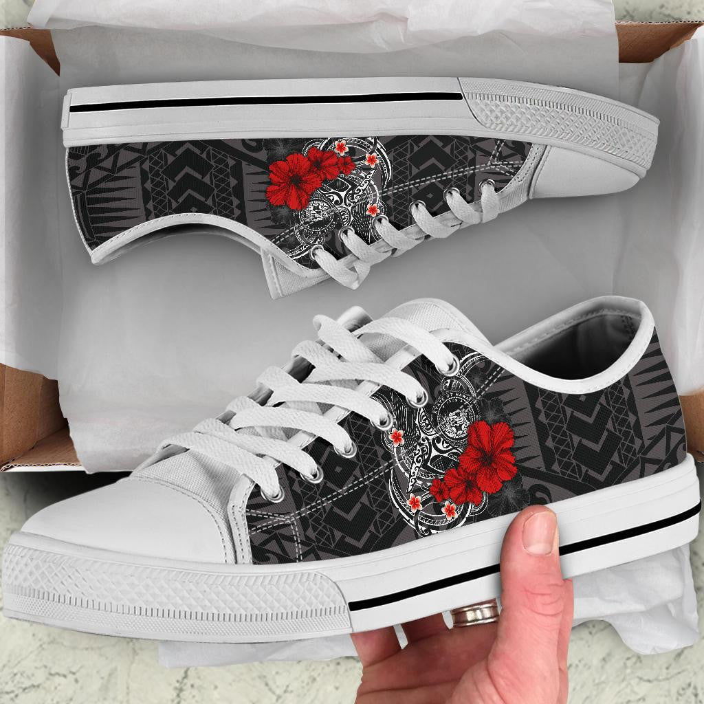 Polynesian Hawaii Low Top Shoe Humpback Whale With Hibiscus White