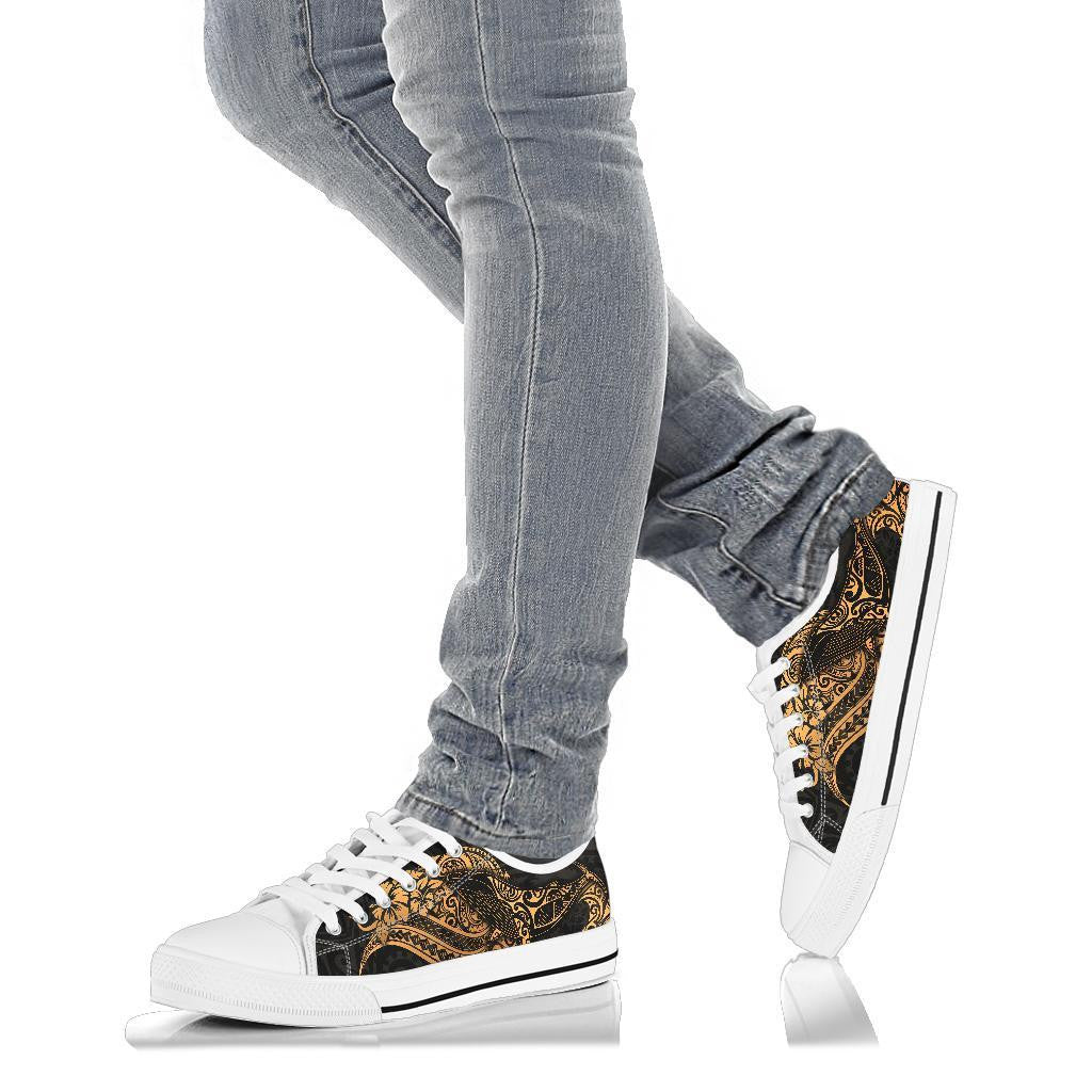 Polynesian Hawaii Low Top Shoes Polynesian Golden Humpback Whale