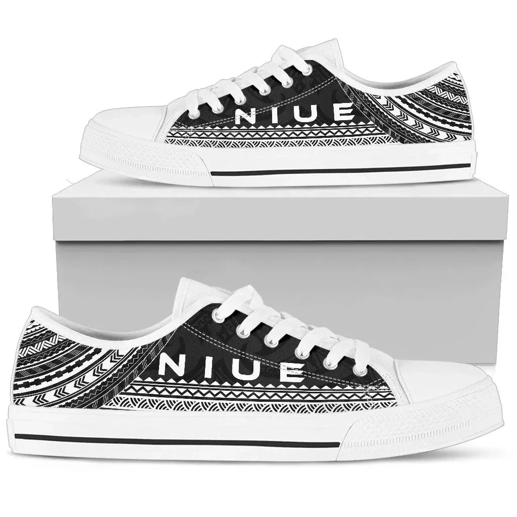 Niue Low Top Shoes Polynesian Black Chief Version