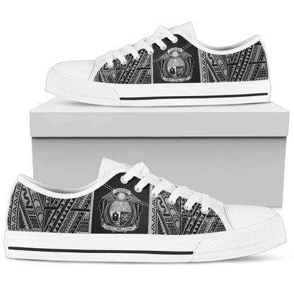 Nauru Coat Of Arms Low Top Shoes