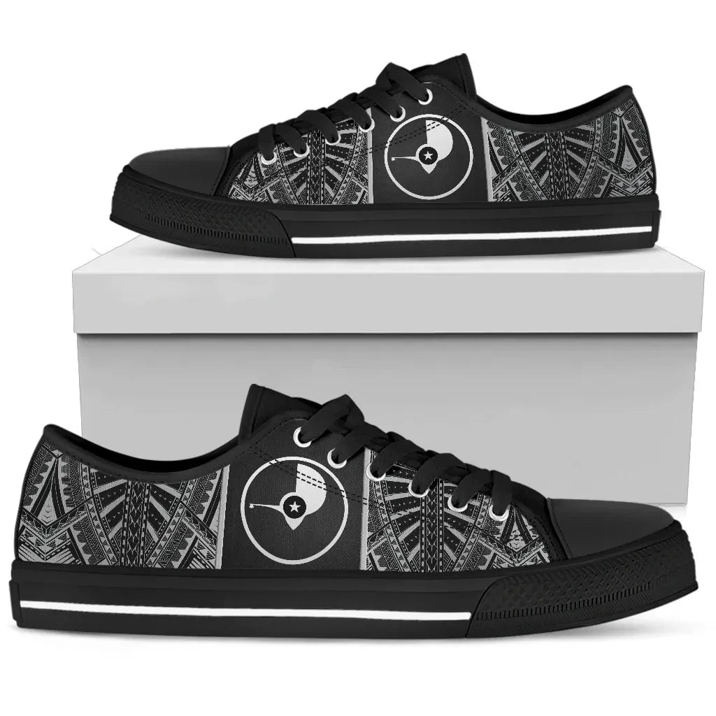 Yap Flag Low Top Shoes