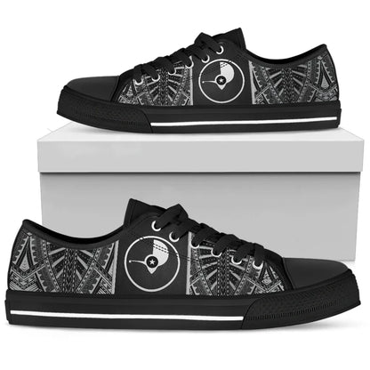 Yap Flag Low Top Shoes