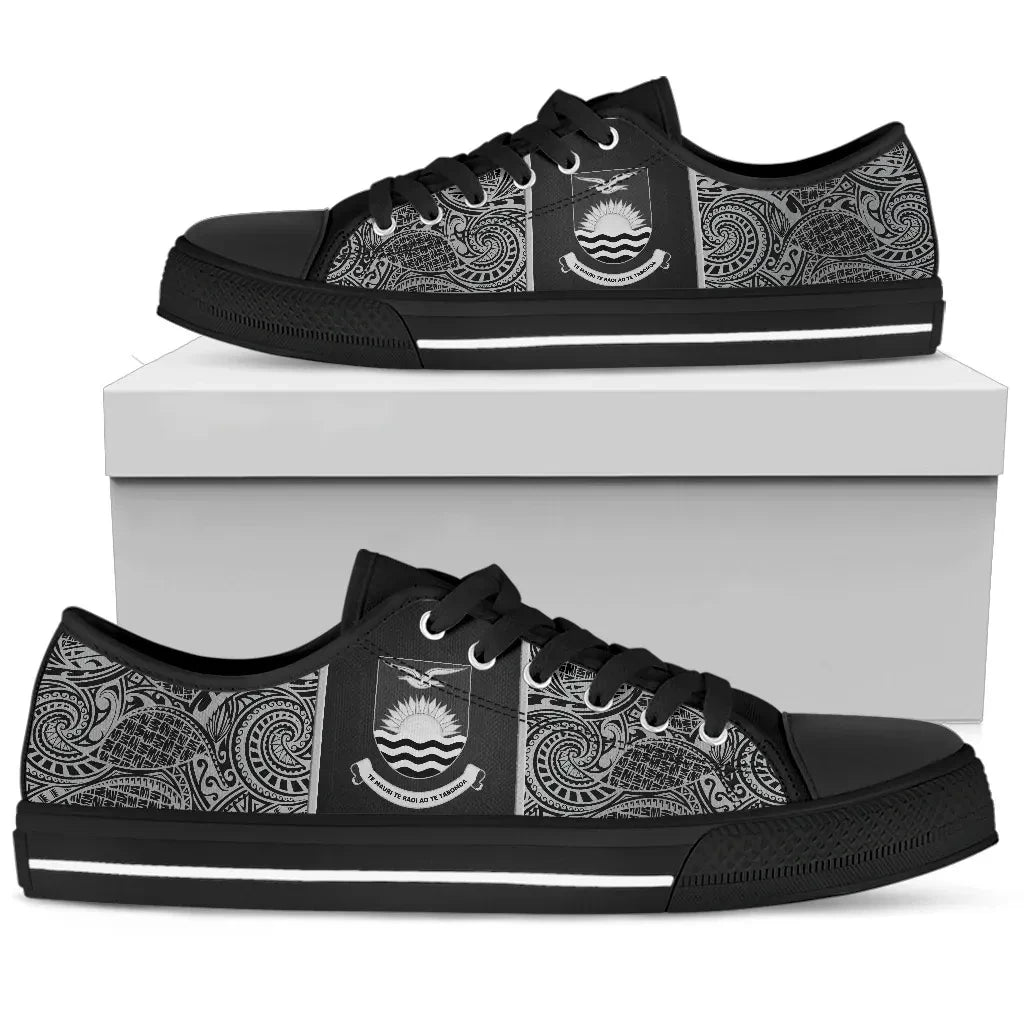 Kiribati Coat Of Arms Low Top Shoes