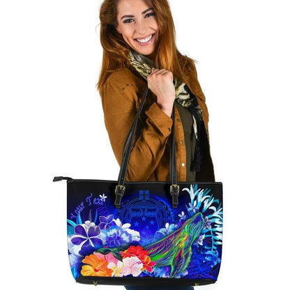 [Custom] Samoa Leather Tote Bag Humpback Whale With Tropical Flowers Blue