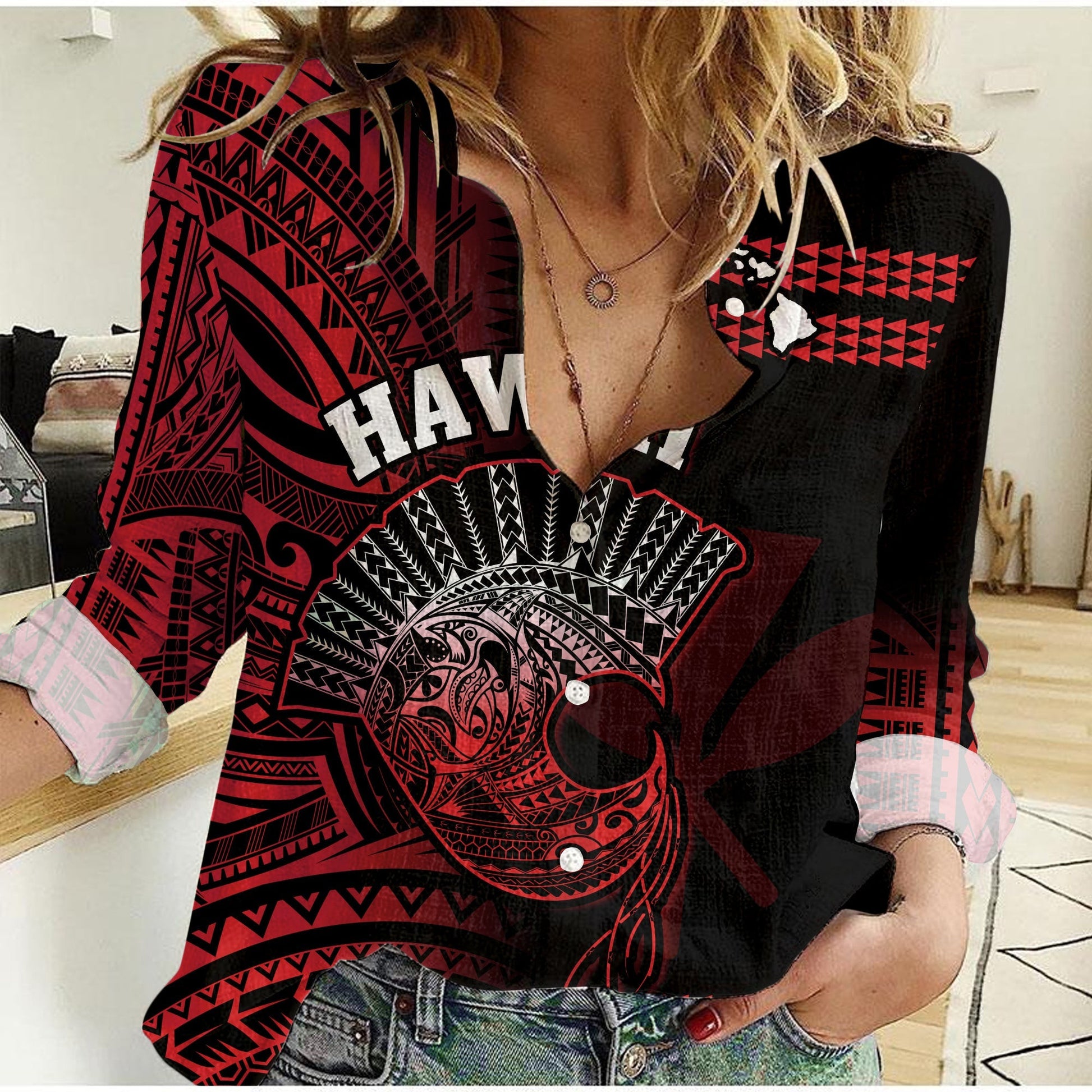 Hawaii Women Casual Shirt Kakau Warrior Helmet Gradient Red Polynesian