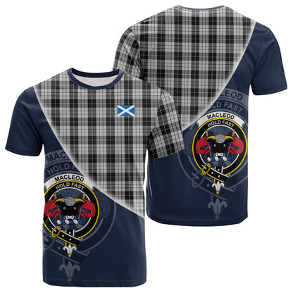 Printivon MacLeod Black and White Tartan Scottish Crest T Shirt